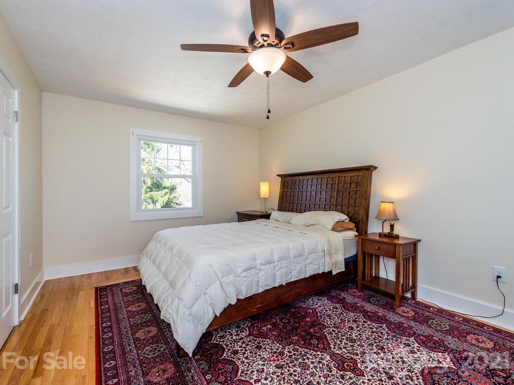 19 Auburndale Drive Asheville NC 28806