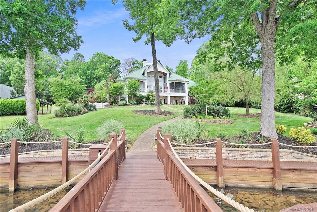 652 Normandy Road Mooresville NC 28117