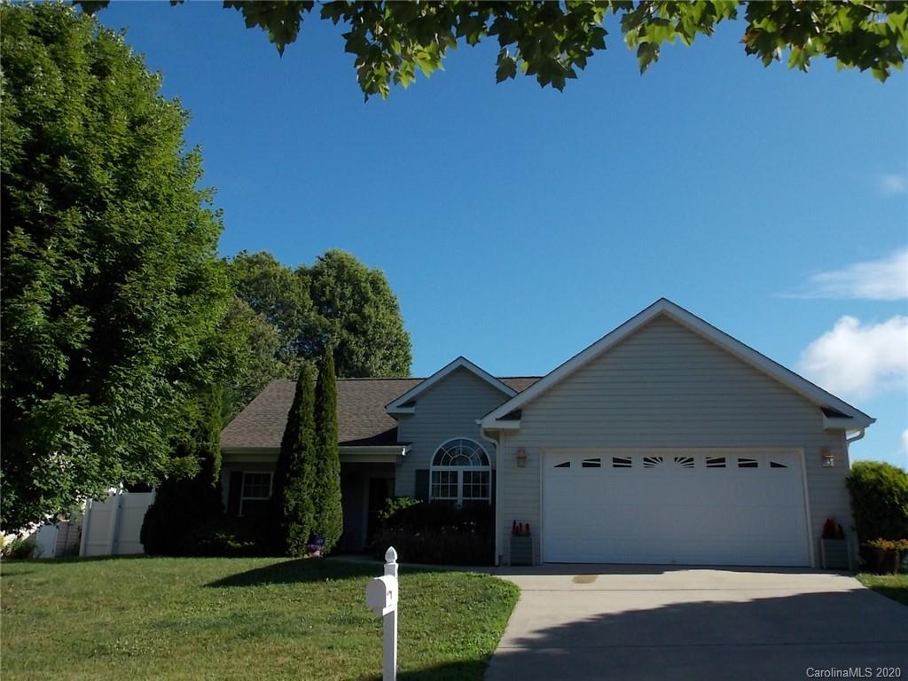 20 Ridgeland Lane Asheville NC 28805