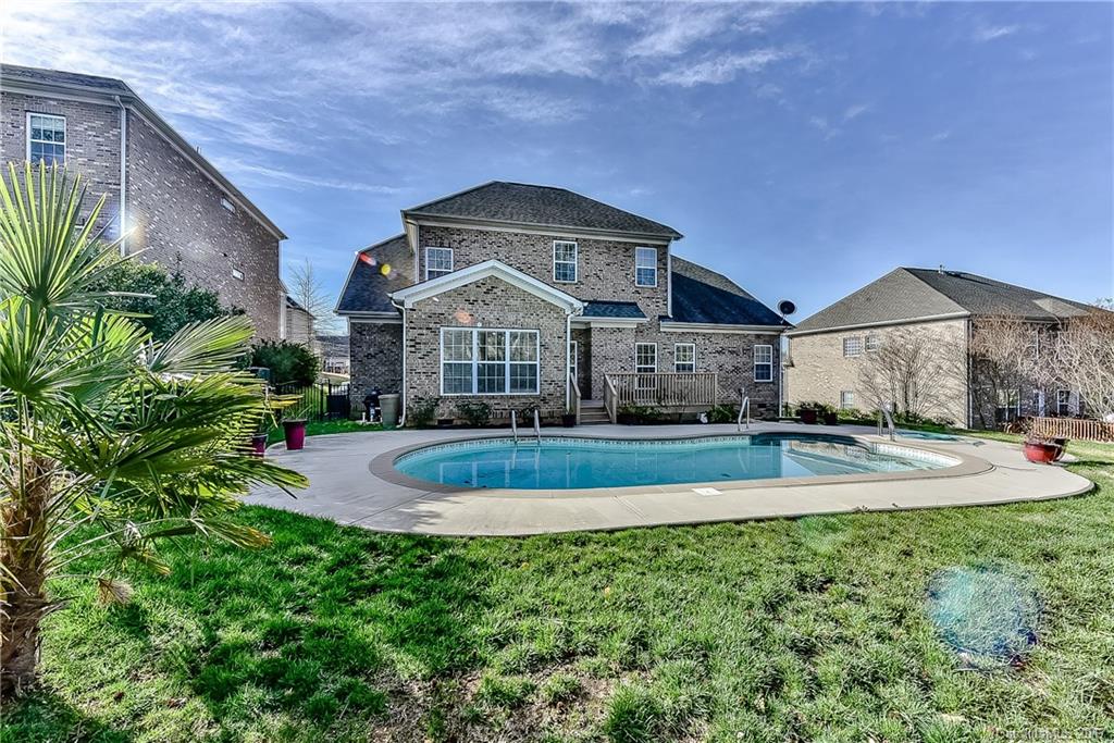 2912 Bridle Brook Way Charlotte NC 28270