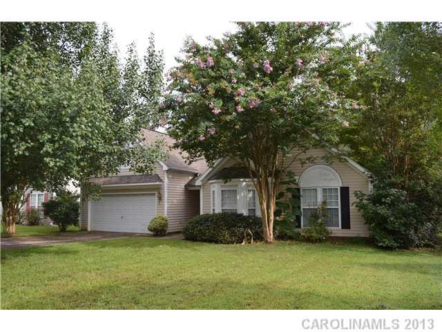 6121 Lawnmeadow Drive Charlotte NC 28216