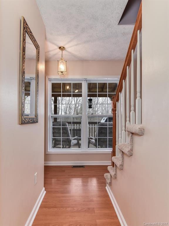 96 West Street Weaverville NC 28787