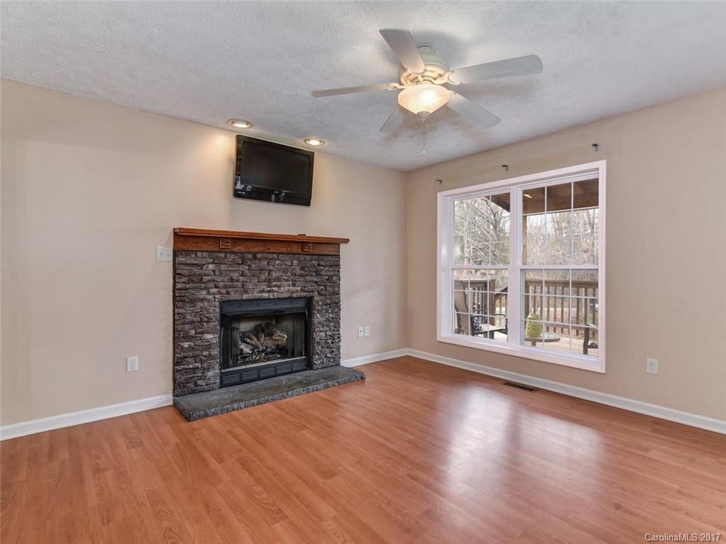 96 West Street Weaverville NC 28787