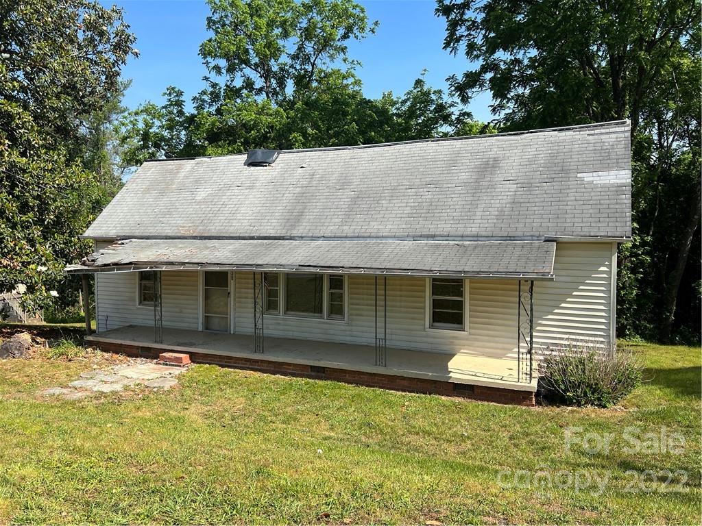 138 19th Avenue SW Hickory NC 28602