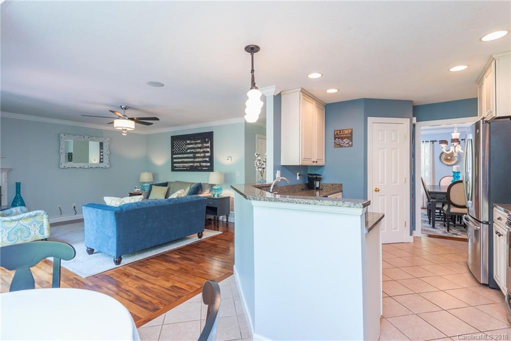 153 Hillside Drive Swannanoa NC 28778