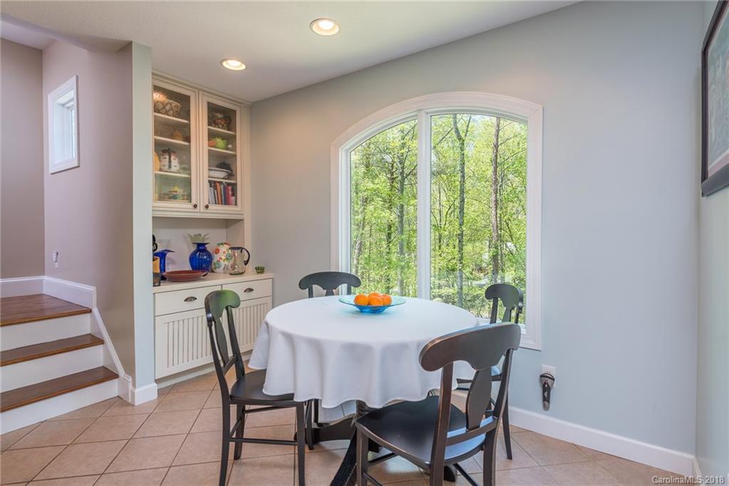 153 Hillside Drive Swannanoa NC 28778