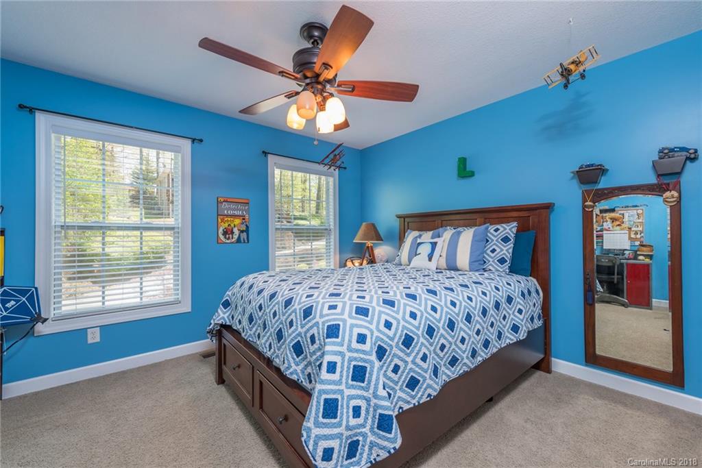 153 Hillside Drive Swannanoa NC 28778
