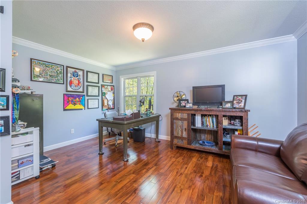 153 Hillside Drive Swannanoa NC 28778