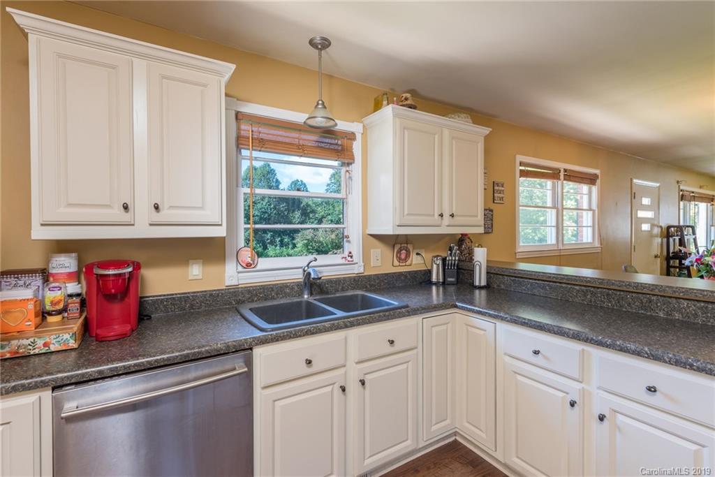 273 Hawkins Drive W Marion NC 28752