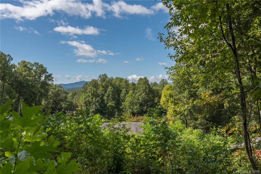273 Hawkins Drive W Marion NC 28752