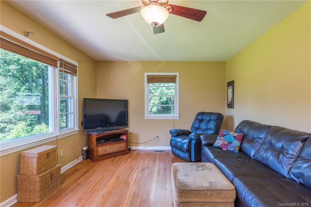 273 Hawkins Drive W Marion NC 28752