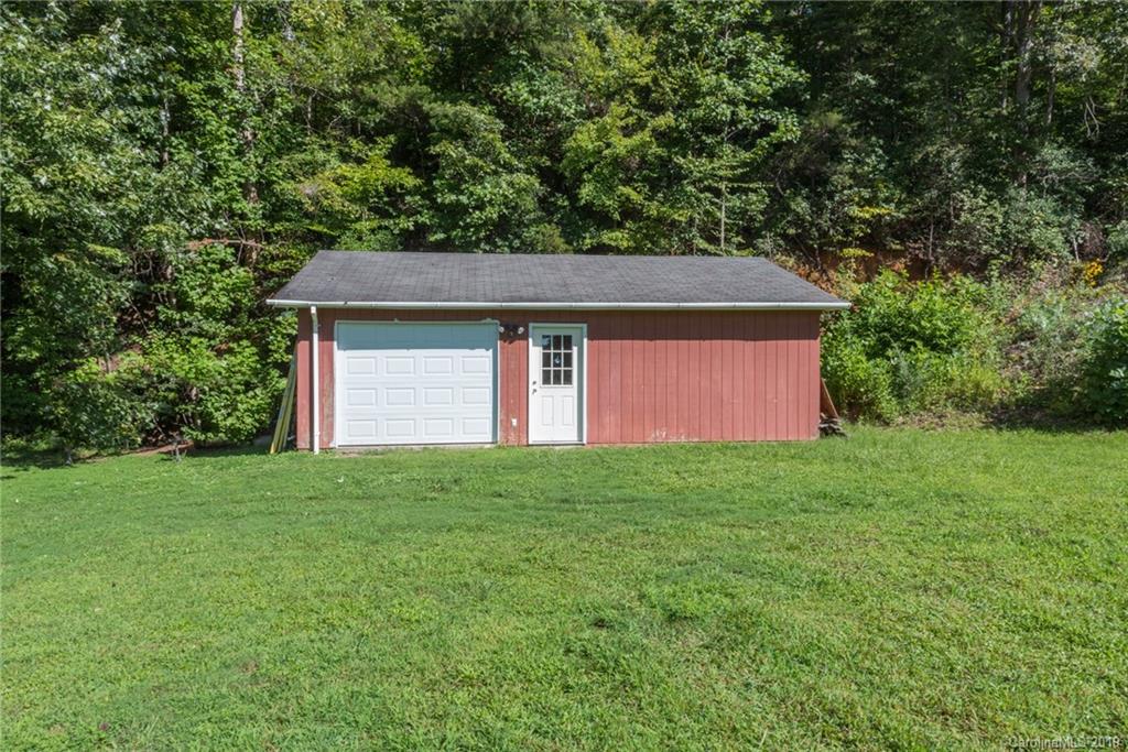 273 Hawkins Drive W Marion NC 28752