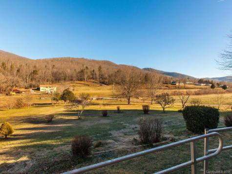 811 Old Fort Road Fairview NC 28730