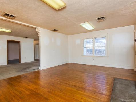 811 Old Fort Road Fairview NC 28730