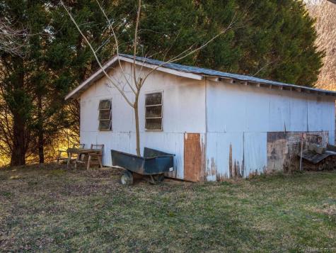 811 Old Fort Road Fairview NC 28730