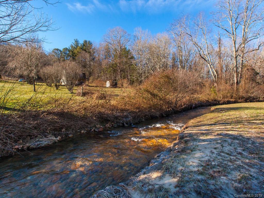 811 Old Fort Road Fairview NC 28730
