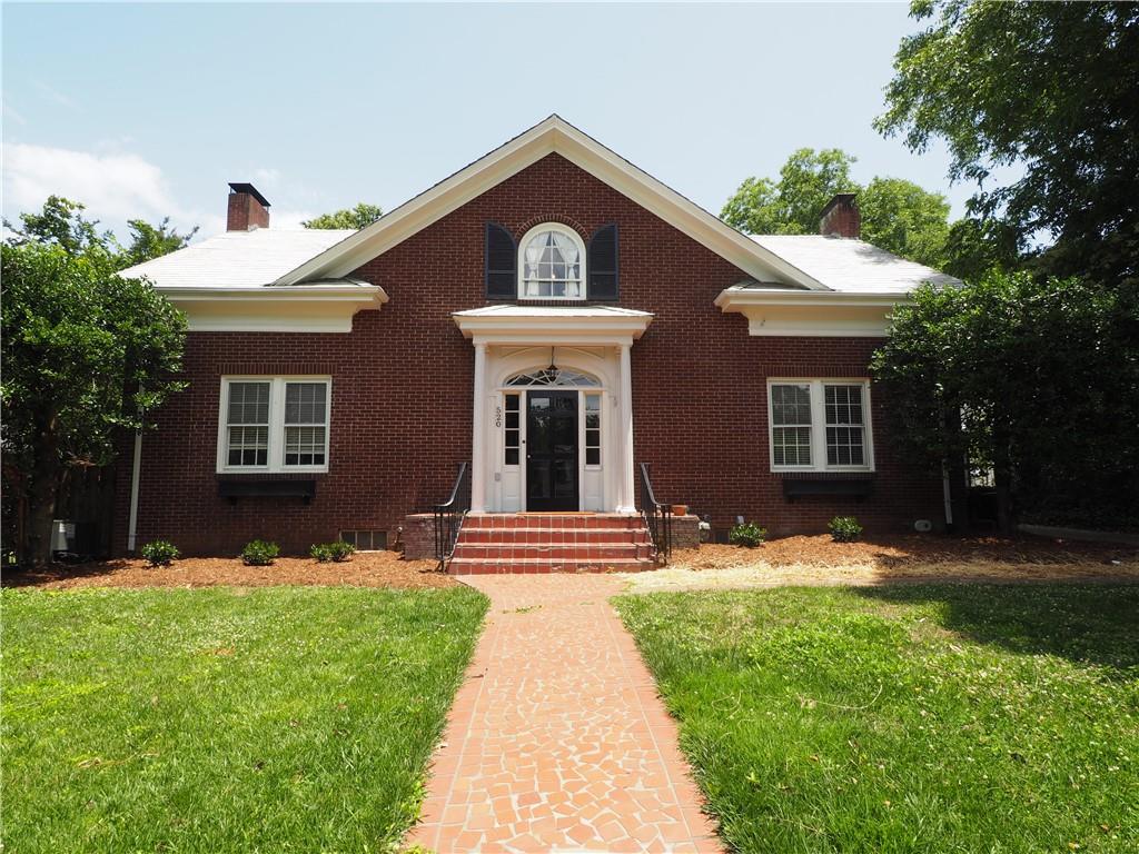 520 N Center Street Hickory NC 28601