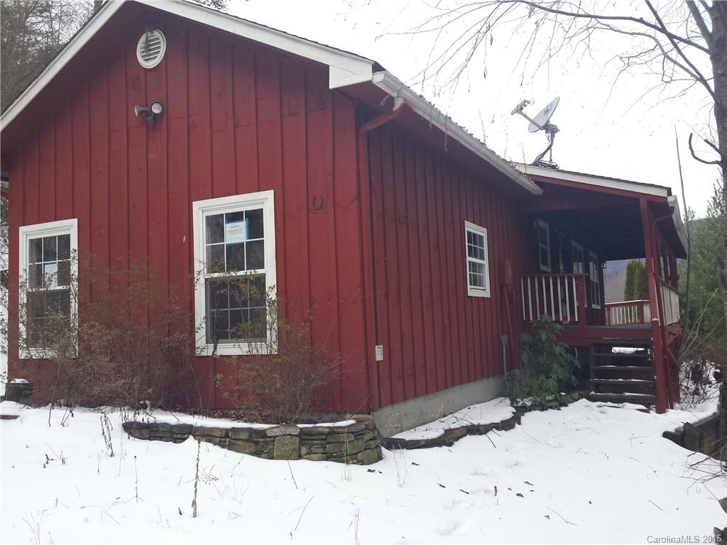 1264 Beaverdam Street Canton NC 28716