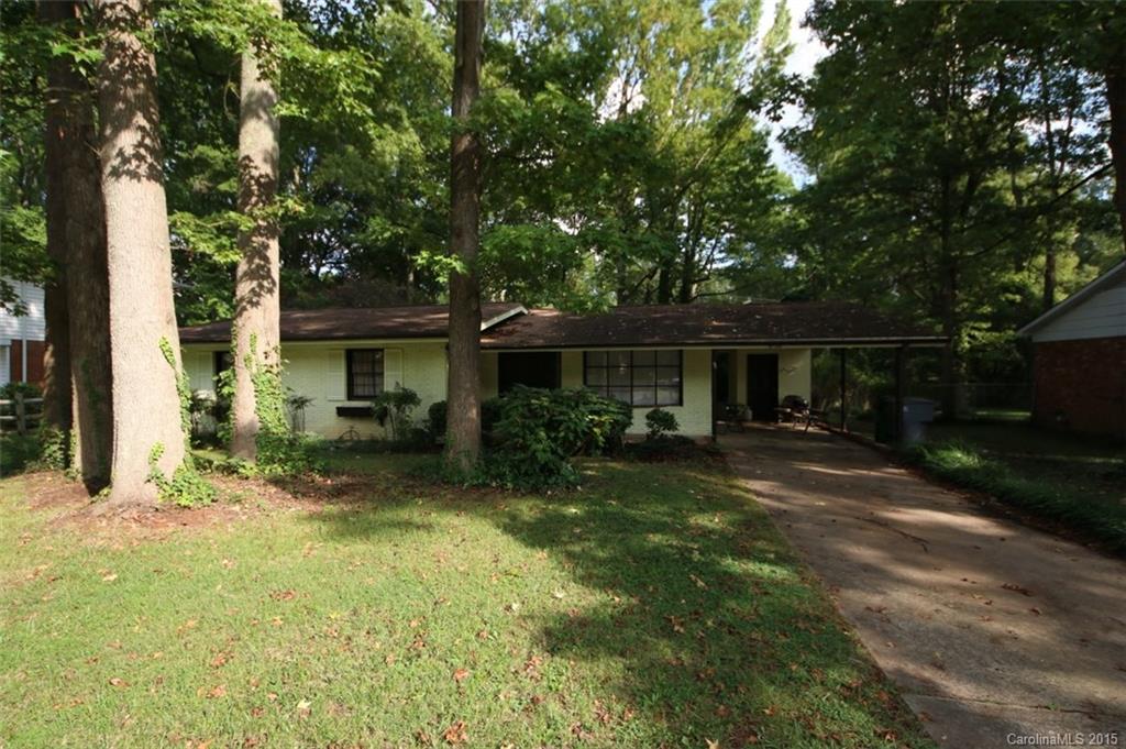 6138 Covecreek Drive Charlotte NC 28215