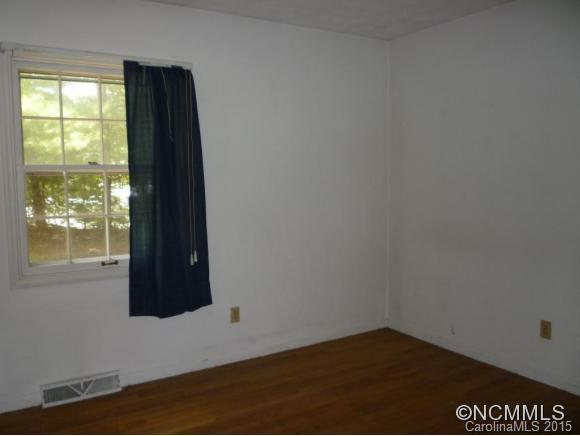 951 Tunnel Road Asheville NC 28805