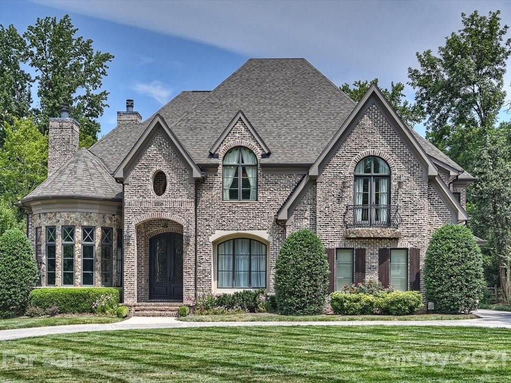 2110 Sharon Avenue Charlotte NC 28211