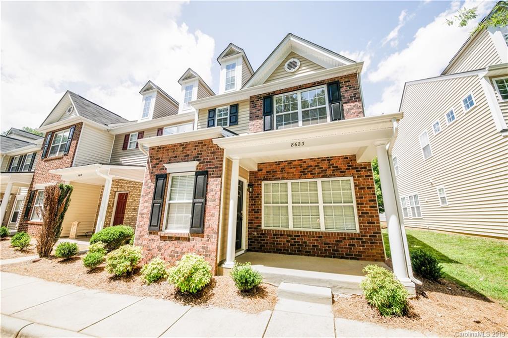 8623 Wandering Creek Way Charlotte NC 28227