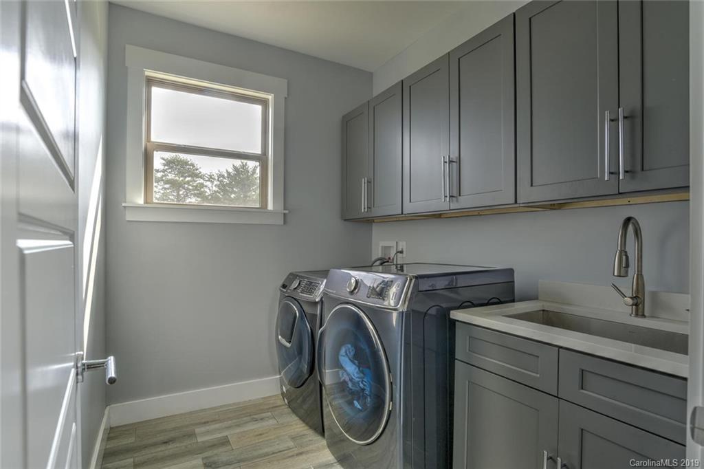 64 Climbing Aster Way Asheville NC 28806