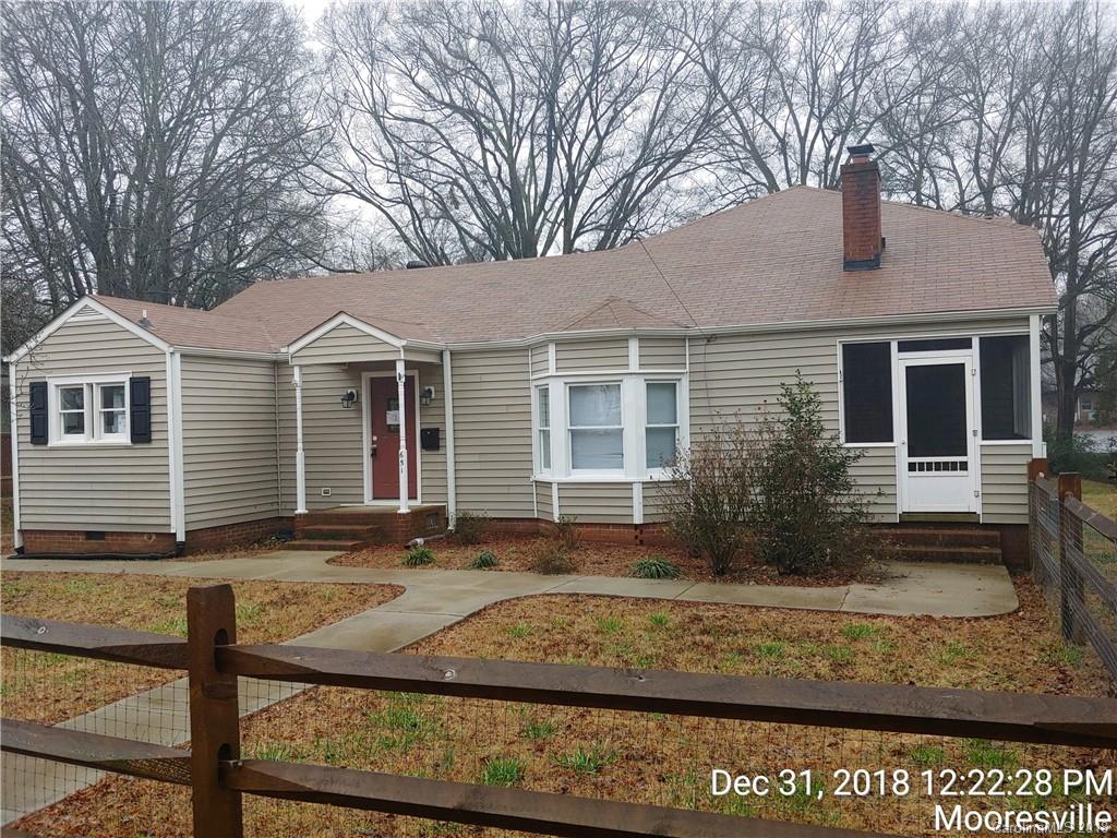 651 E Iredell Avenue Mooresville NC 28115