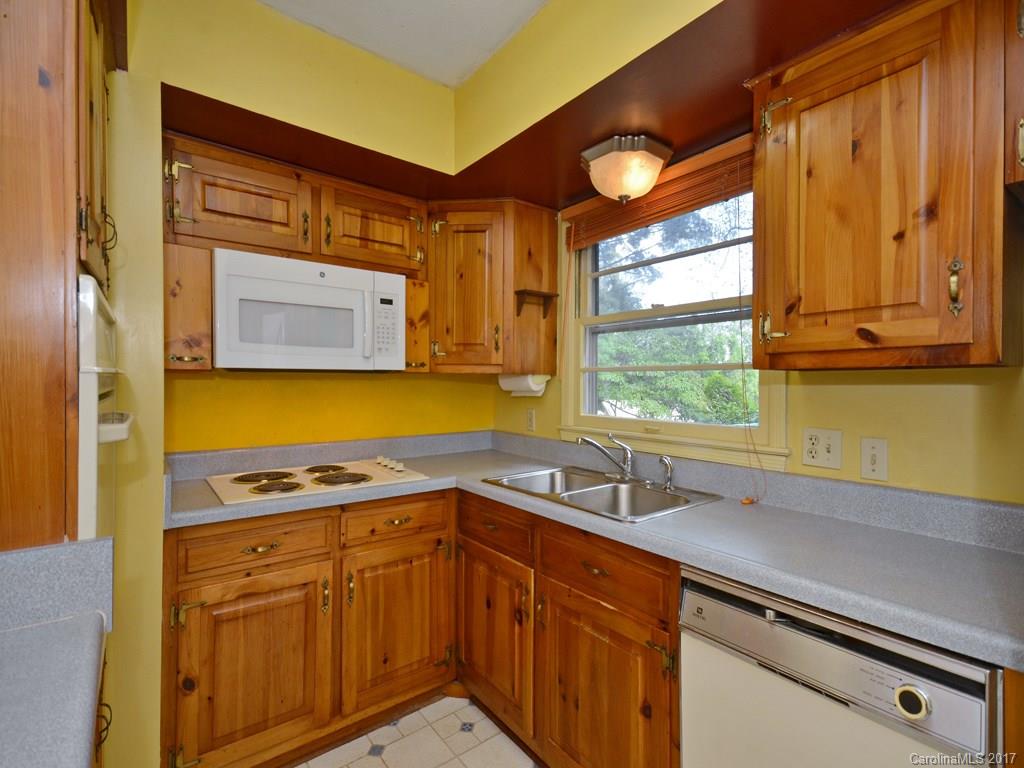 25 Worley Place Asheville NC 28806