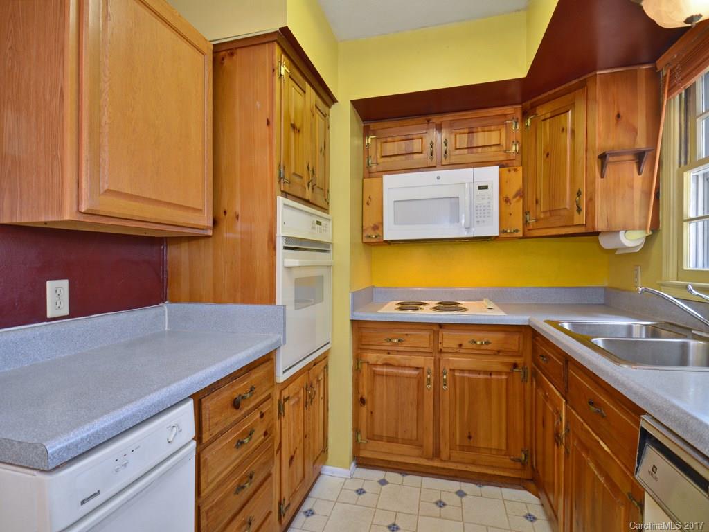 25 Worley Place Asheville NC 28806