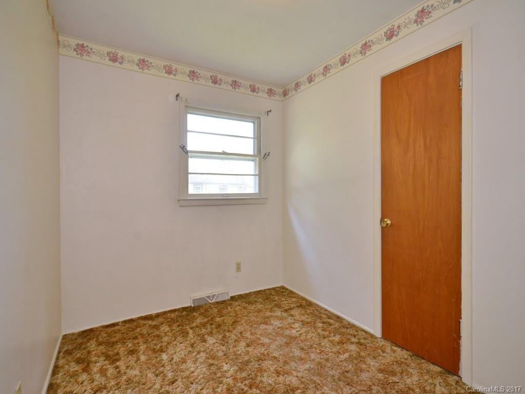 25 Worley Place Asheville NC 28806