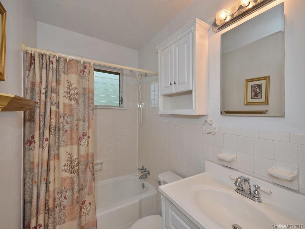 25 Worley Place Asheville NC 28806