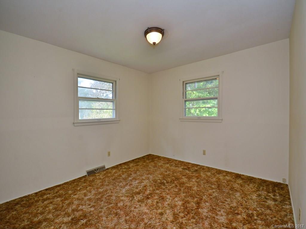 25 Worley Place Asheville NC 28806