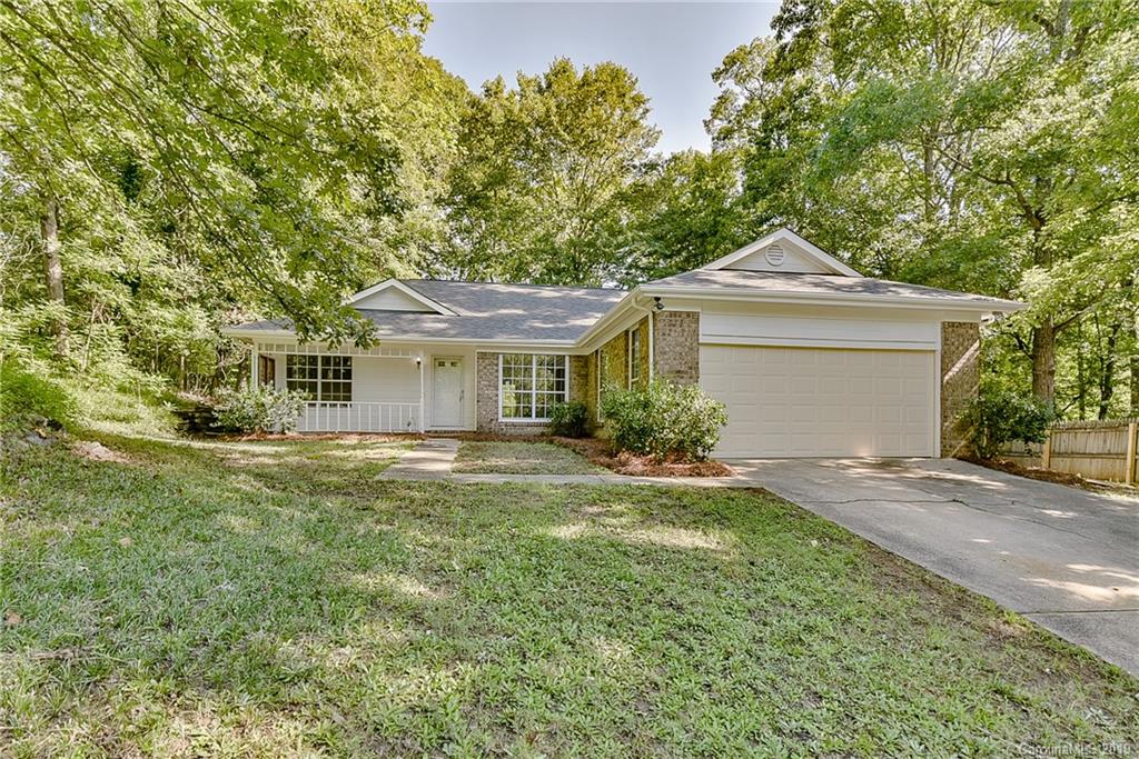 11815 Lansbury Court Charlotte NC 28226