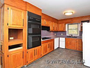 22 Looking Glass Lane Asheville NC 28805