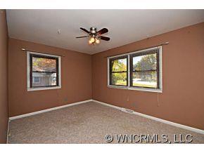 22 Looking Glass Lane Asheville NC 28805