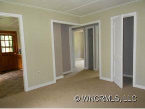 23 Carrier Street Asheville NC 28806
