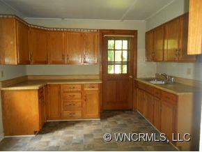 23 Carrier Street Asheville NC 28806