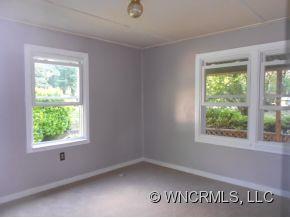 23 Carrier Street Asheville NC 28806