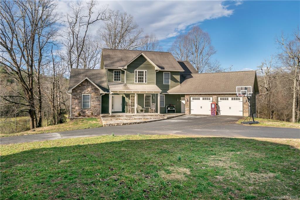 136 Holly Springs Road Etowah NC 28729