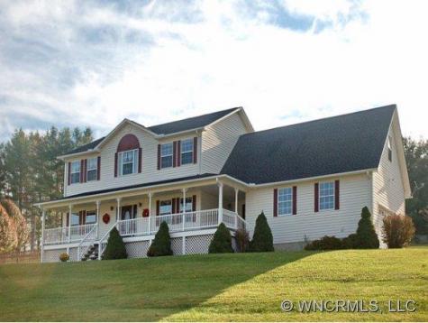 64 Knollview Drive Asheville NC 28806