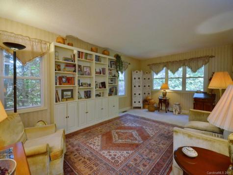 5 Knollwood Place Asheville NC 28804