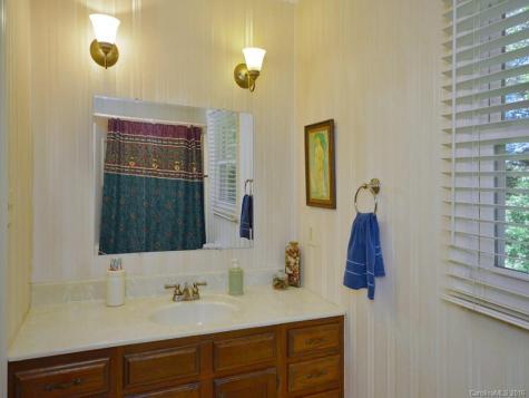 5 Knollwood Place Asheville NC 28804