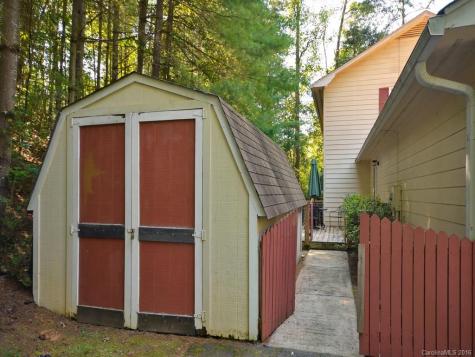 5 Knollwood Place Asheville NC 28804