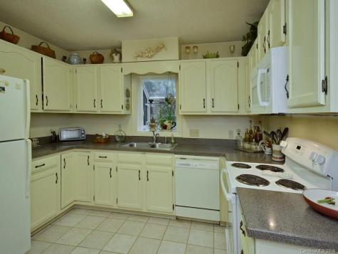 5 Knollwood Place Asheville NC 28804
