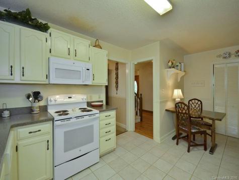 5 Knollwood Place Asheville NC 28804