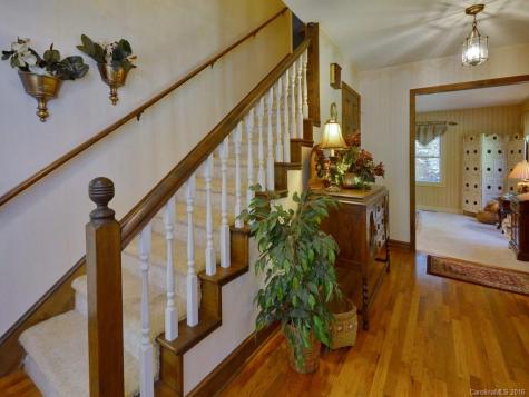 5 Knollwood Place Asheville NC 28804