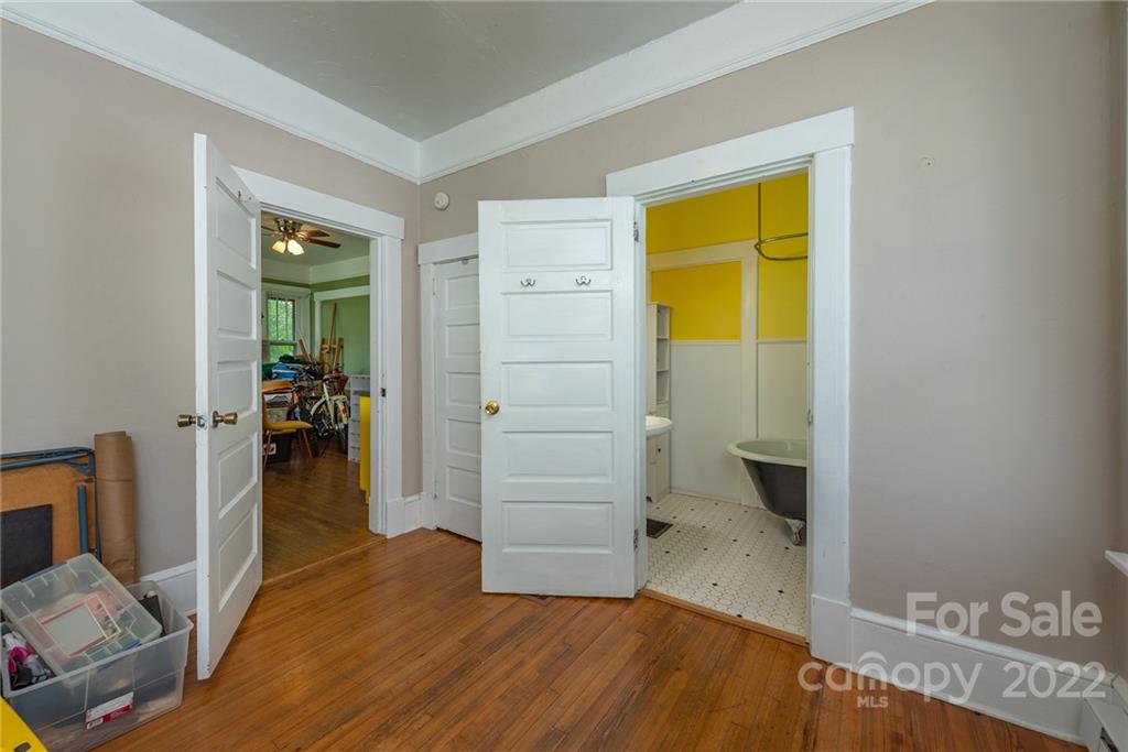 187 Logan Avenue Asheville NC 28806