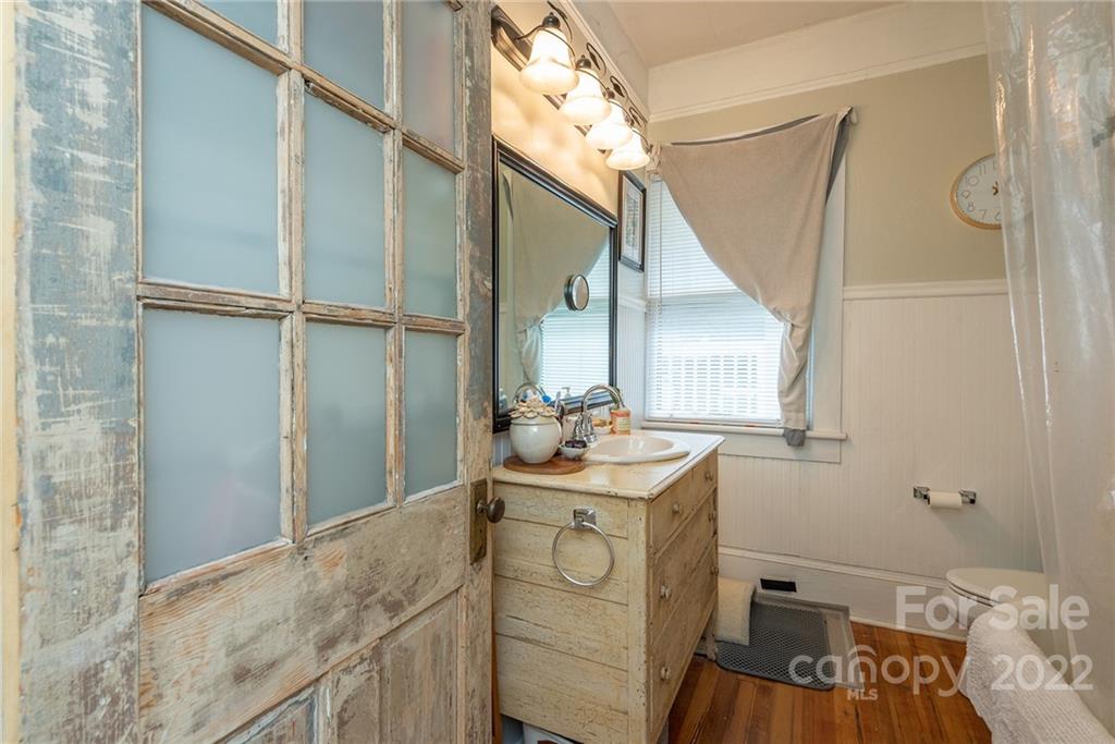 187 Logan Avenue Asheville NC 28806