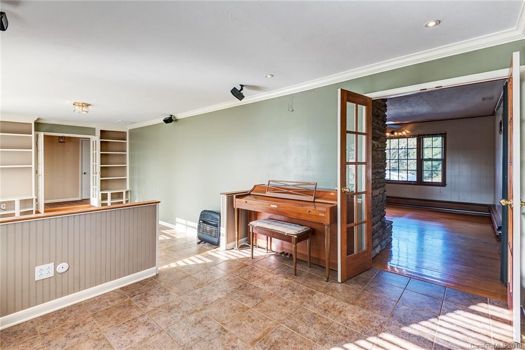 66 Panorama Drive Asheville NC 28806